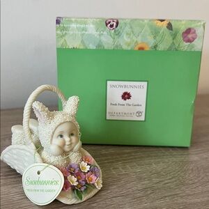 Snowbunnies “Fresh From the Garden” Department 56 White Bunny Figurine
